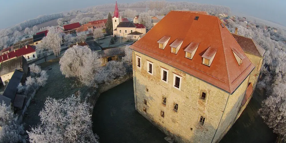 Obrázek foto_archiv_hradu_kurovice_9.jpg