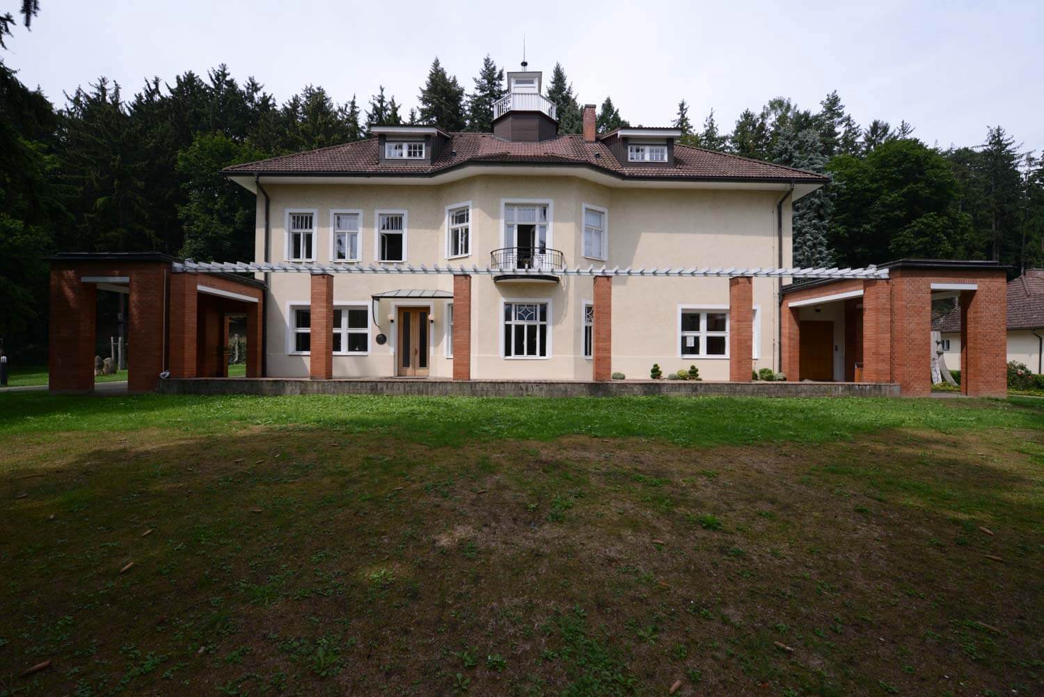 Image /media/1q2dwtg1/zlin_fo_batova_vila_cfc_vila_zlin_ogahurova292-95.jpg