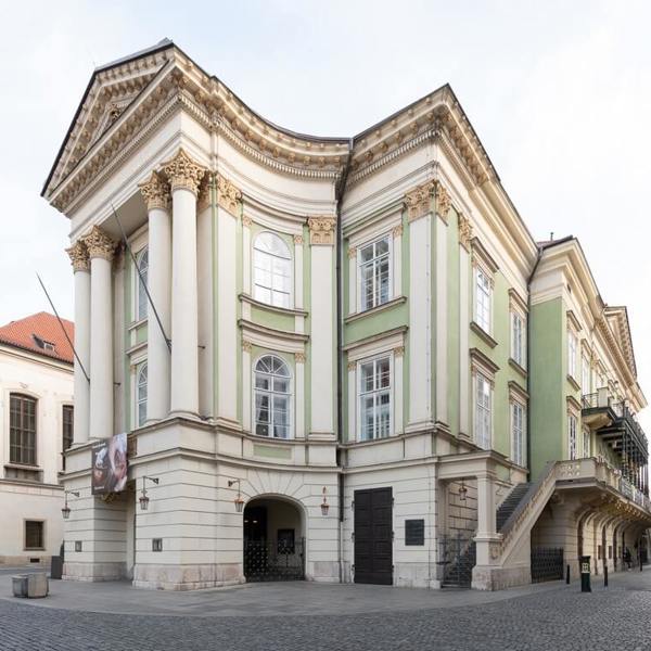 Image /media/45answyd/prague_streets_118.jpg