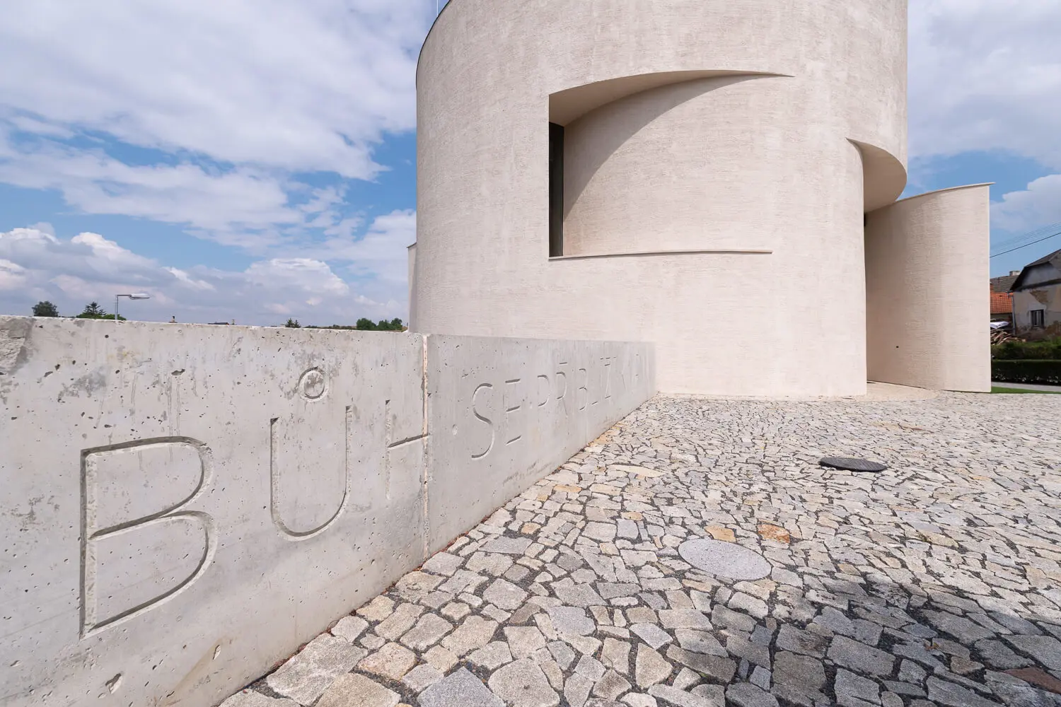 Náhledový obrázek k článku Zaostřeno na současnou architekturu (po roce 2000)