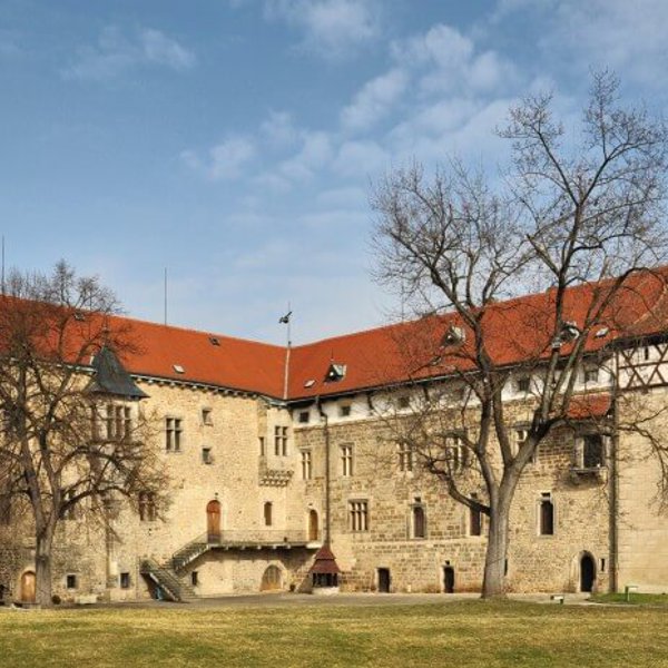 Image /media/dt1p4o2l/budyne_nad_ohri_800x465.jpg