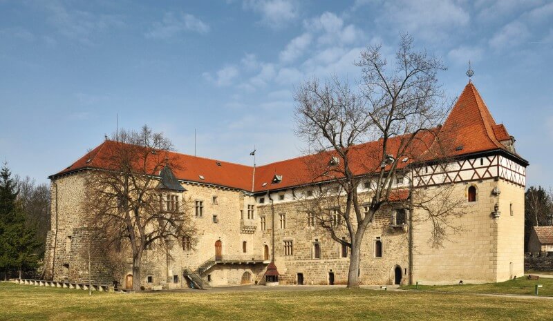Image /media/dt1p4o2l/budyne_nad_ohri_800x465.jpg