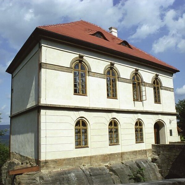 Image /media/etubuj34/hrad_valdstejn_800x533.jpg