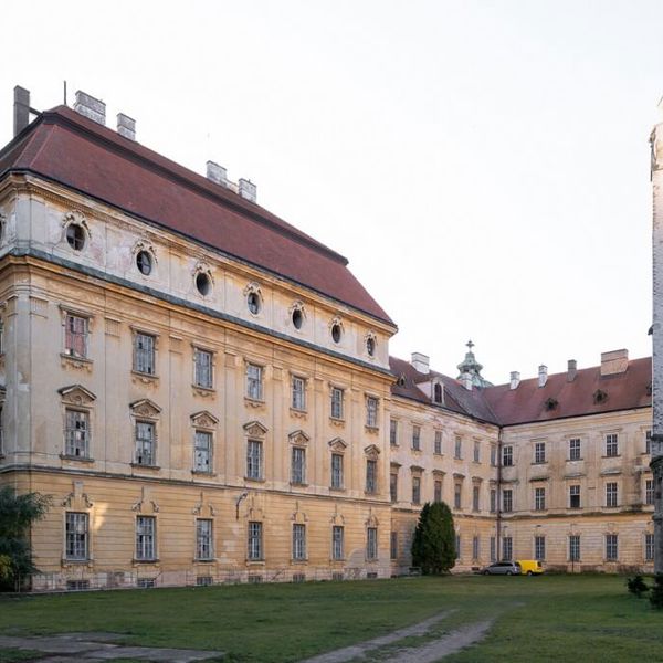 Obrázek /media/ikrg3oci/klaster_louka_01.jpg