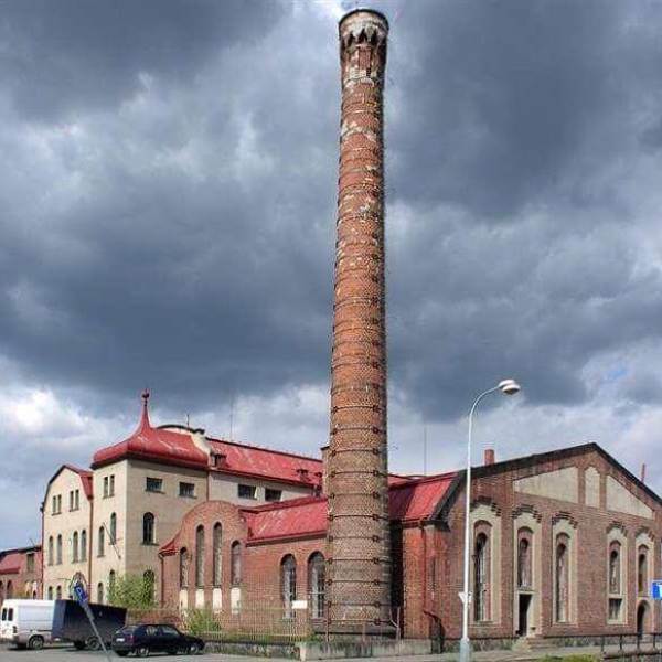 Image /media/ncbphtqe/1_muzeum_-_predni_a_bocni_strana1.jpg