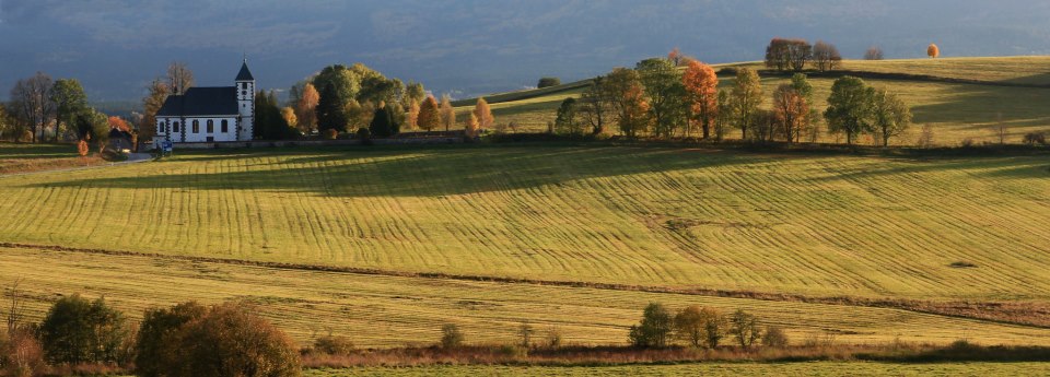 Image /media/o3ufe310/countryside10.jpg