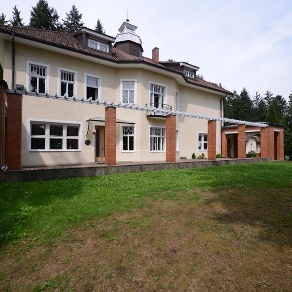 Obrázek /media/plgdflte/vila_zlin_ogahurova292-96.jpg