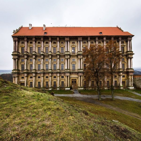 Image /media/ppdfrc1f/plumlov_zamek_005.jpg