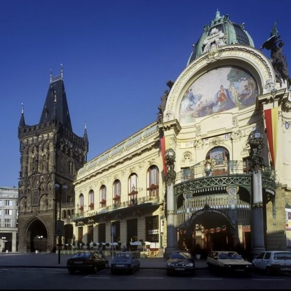 Image /media/pzpf0hyf/praha_-_obecni_dum_a_prasna_brana_800x5361.jpg