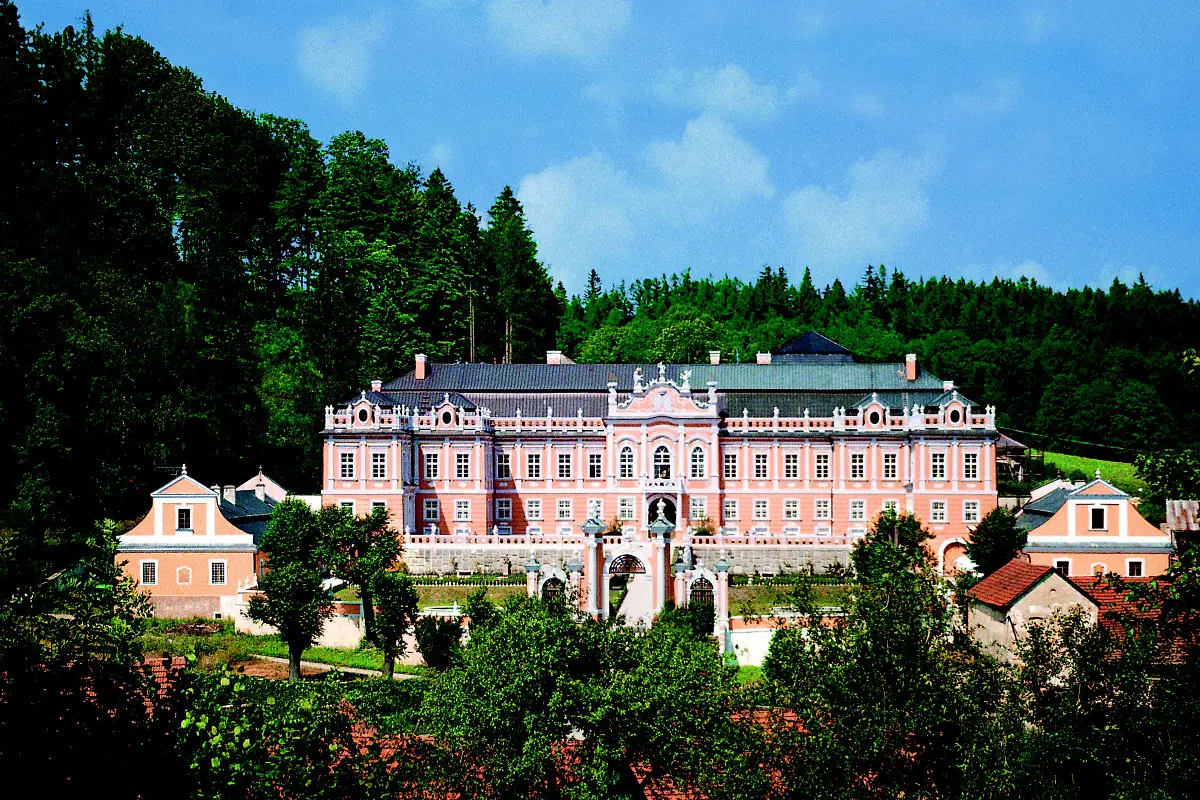 Article image preview Featured location: stunning rococo castle Nové Hrady in East Bohemia