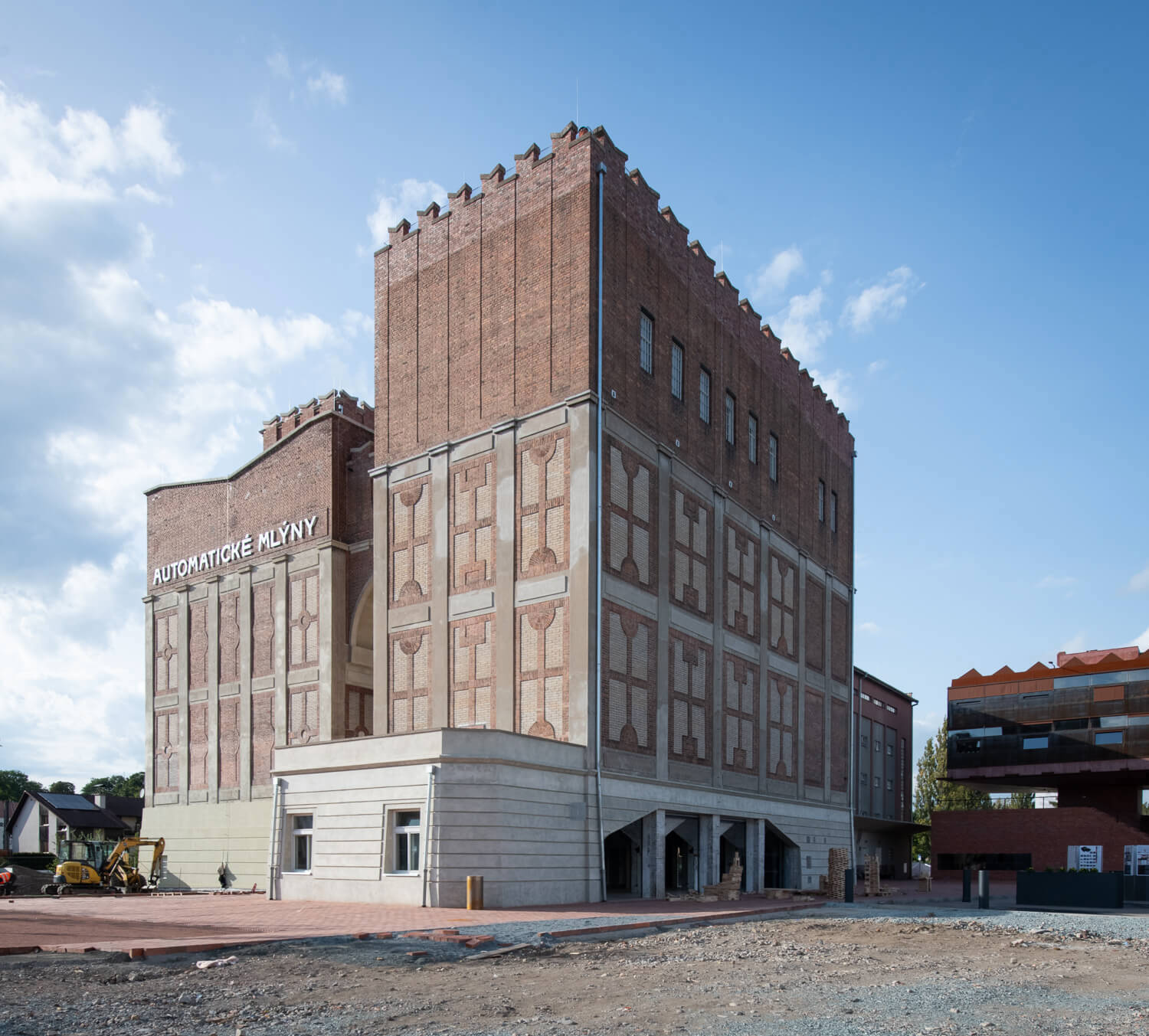 Náhledový obrázek k článku Location tour východní Čechy: Civilní život a technické unikáty Pardubického kraje