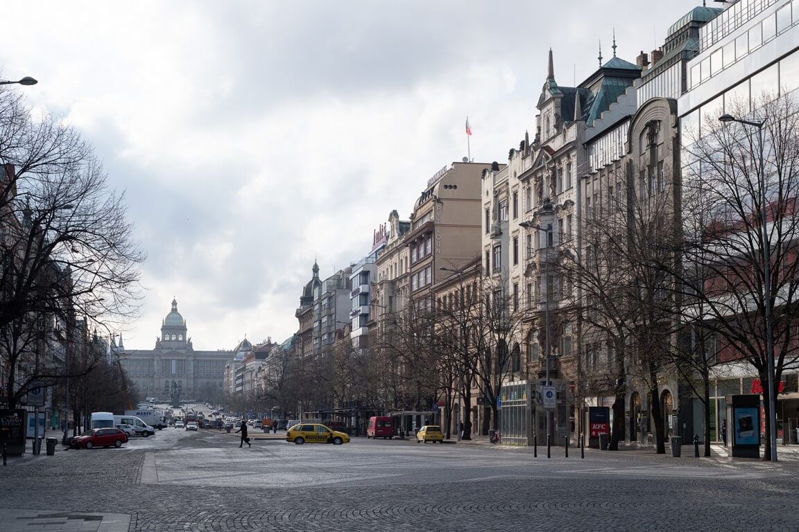 Image /media/uxqfoqkr/prague_streets_120.jpg