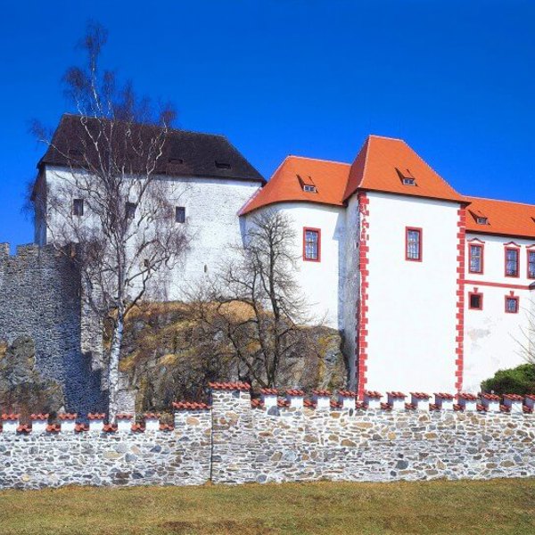 Image /media/vhmjzuri/kamen_-_hrad_-_podzim_800x543.jpg