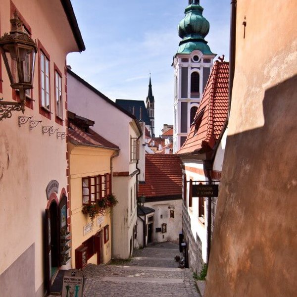 Obrázek /media/z1pdih5d/cesky__krumlov_-_ulicka_550x800.jpg